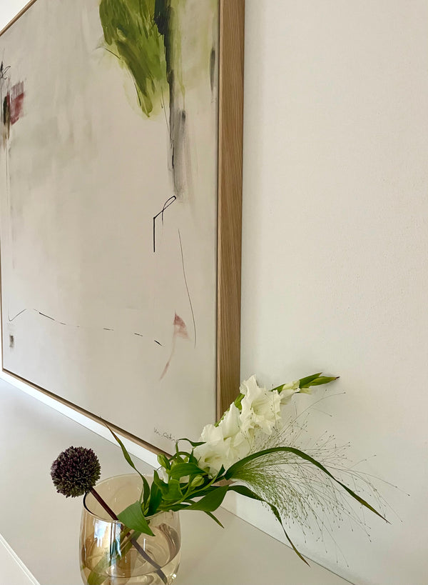 Szene in Wohnraum Grosses Bild Farbeffekte rot, grün | un-artig