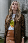 Un-artig T-Shirt Motiv grün mit blondem Model